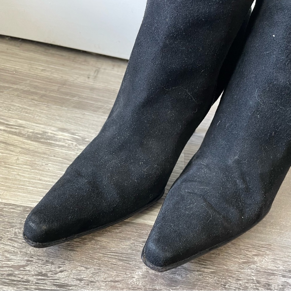 Stuart Weitzman Black Suede Button Down Cuffed Knee-High Heeled Boots Size 8.5 - Picture 7 of 16